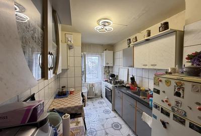 APARTAMENT 4 CAMERE, ZONA MICRO 17 - 7