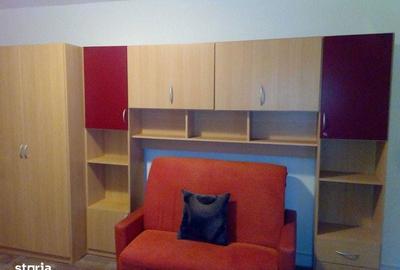 Garsonieră decomandată în Central - 1