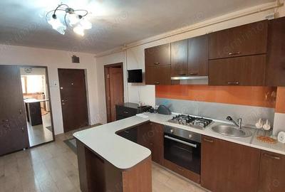 Apartament 2 camere, Ultracentral, decomandat - 1