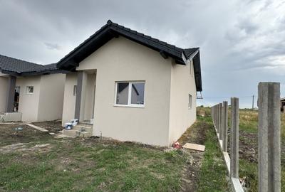 Duplex pe parter, despărțit prin baie, 3 camere, Posibilitate de mansardare - 3