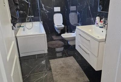 Casă cu 7 camere cu Teren 320 Mp în Utvin - 4