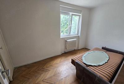 Apartament cu 4 camere semidecomandat în Moroasa 1 - 8