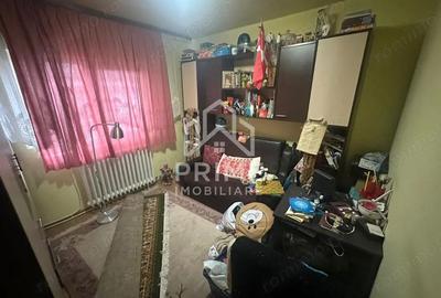 Apartament 3 camere, 67 mp, zona Dallas - 3