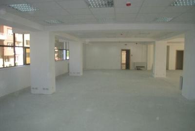 Comision 0! Spatii birouri/clinica in zona Expozitiei - 210 si 333mp - 11