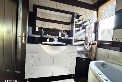 Casă cu 5 camere cu Teren 395 Mp în Central - 19