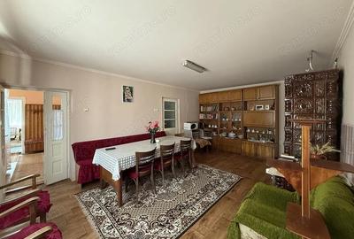 Casă cu 3 camere în Cetariu - 12
