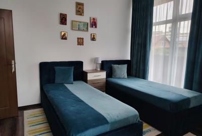 Apartament cu 3 camere decomandat în Exterior Vest - 2