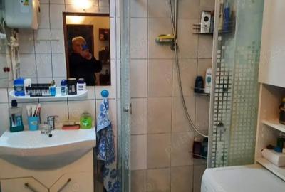 Vand apartament 2 camere cartier Sanicolau Mic Arad - 1