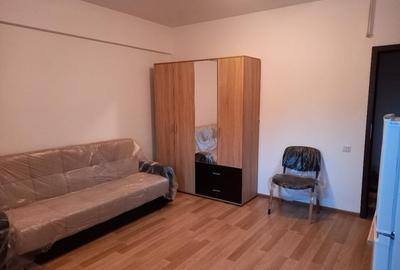 Apartament cu 2 camere decomandat în Berceni