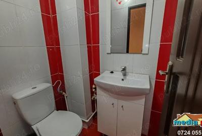 De vanzare Apartament 3 camere, decomandat, Siderurgi?tilor str. Anghel Saligny - 10