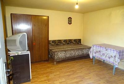 Casă cu Teren 2930 Mp în Giuvărăști - 5