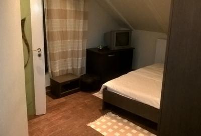 Casa 9 camere renovata, pretabila pensiune CRISTIAN - 3