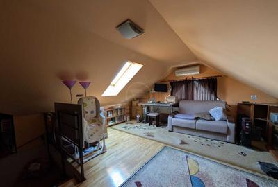 De vanzare casa tip duplex in Flore?ti, intr-o zona exclusiv de case ! - 5