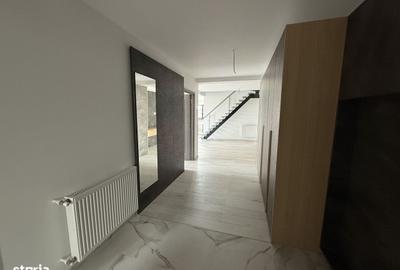 Apartament cu 4 camere în Central - 11