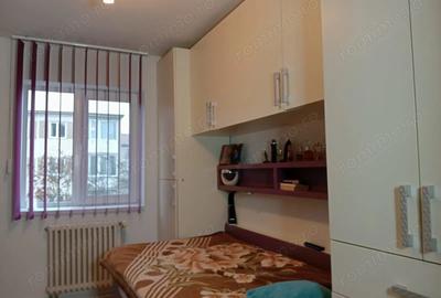 Vand apartament 3 camere zona Dacia etaj 3 centrala termica - 6