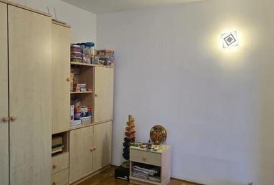 Casă cu 5 camere în Zăvoi - 6