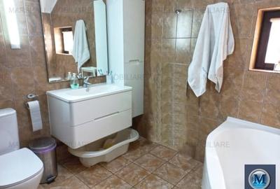 Vila cu 5 camere de vanzare in Strejnicu, 243.92 mp #14654 - 15