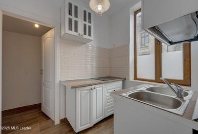 In Cartierul Evreiesc, casa 3 camere pivnita si mansarda open space. - 17