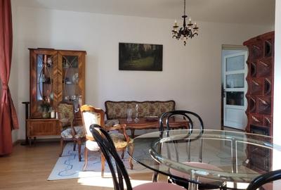 Apartament cu 3 camere semidecomandat în Central - 7