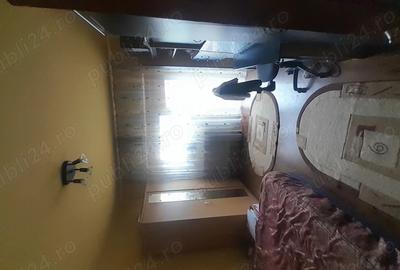 Casă cu 6 camere în Rovine - 7