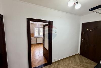 Apartament cu 3 camere decomandat în Central - 19