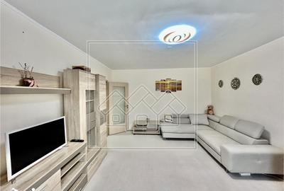 Apartament cu 3 camere decomandat în Terezian - 6