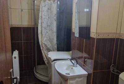 Apartament cu 2 camere decomandat în Central - 4