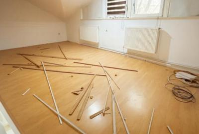 Casă cu 4 camere cu Canalizare în Casa de Cultură - 2