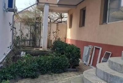 Casă cu 8 camere cu Teren 250 Mp în Agigea - 18