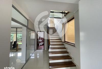 Casă cu 6 camere cu Teren 611 Mp în Central - 11