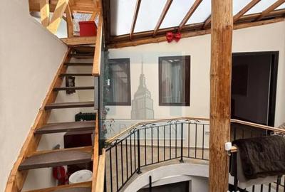 Apartament cu 4 camere decomandat în Schei - 14