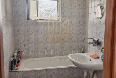 Apartament cu 3 camere decomandat în Titan - 7