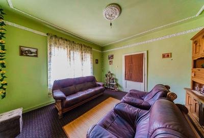 Casã de vânzare - Arad, zona Micălaca, Calea Radnei - 1