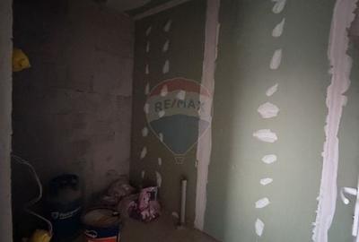 Casă cu 3 camere cu Teren 1179 Mp în Fierbinți-Târg - 7