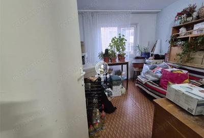 Apartament cu 3 camere semidecomandat în Dacia - 4