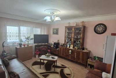 Apartament cu 2 camere decomandat în Nicolae Bălcescu - 1