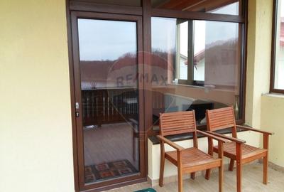 Casă cu 6 camere cu Garaj în Moara Vlăsiei - 9