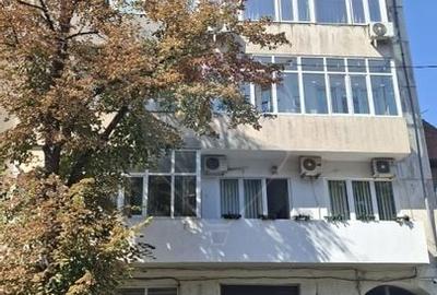 Apartament 4 camere, ultracentral, la 4 minute de Piata Victoriei Apartament 4 camere, ultracentral, la 4 minute de Piata Victoriei - 16