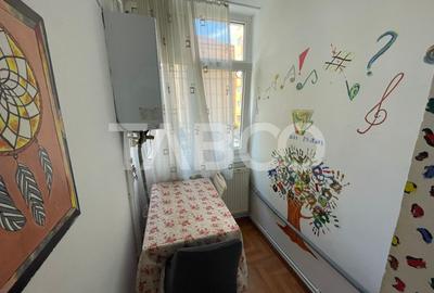 Garsoniera decomandata de inchiriat 28 mpu etaj 1 Vasile Aaron Sibiu - 3