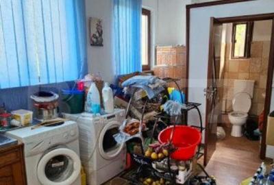 Casa deosebita, 3000 mp teren, 6 camere zona linistita - Bar - 15