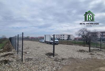 Spațiu comercial, de 2,200 mp, în Orizont - 4