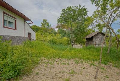 Casă individuală cu 4 camere cu Canalizare în Racoș - 16