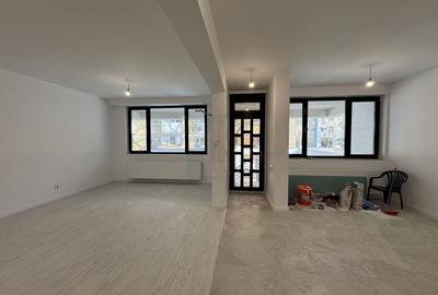 Apartament cu 5 camere decomandat în Crângași - 2