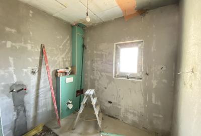 Duplex cu 4 camere cu Canalizare în Moșnița Nouă - 9