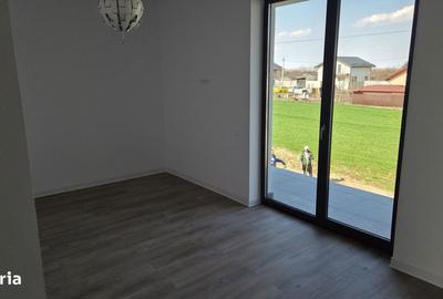 Casă cu 4 camere cu Teren 227 Mp în Berceni - 3