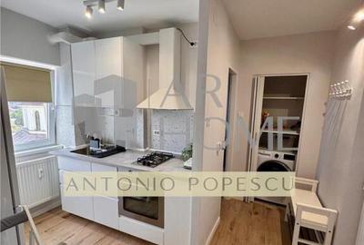 Garsoniera prima , in Ploiesti, Piata Mihai Viteazul - 5