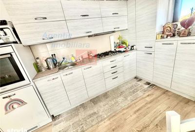 Apartament cu 3 camere, mobilat în Bucium - 16