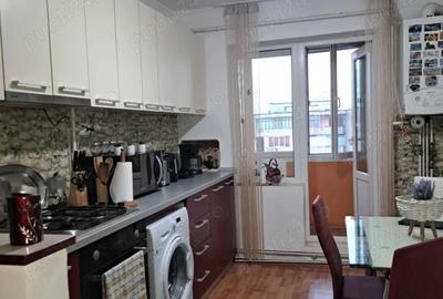 Apartament spa?ios 2 camere 60 mp Tarnaveni, str. 1 Decembrie 1918 Apartament spa?ios 2 camere 60 mp Tarnaveni, str. 1 Decembrie 1918 - 1