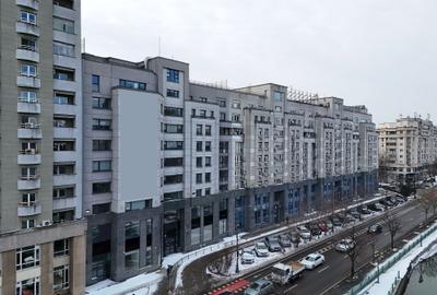 Birou, de 3,560 mp, în P-ța Unirii - 3