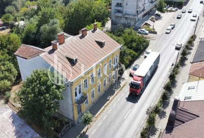 VÂNZARE/SCHIMB CU TEREN  - Clădire interbelică, centru oraș Siret - 7